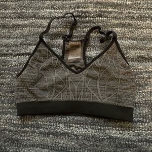 MUSE sports bra